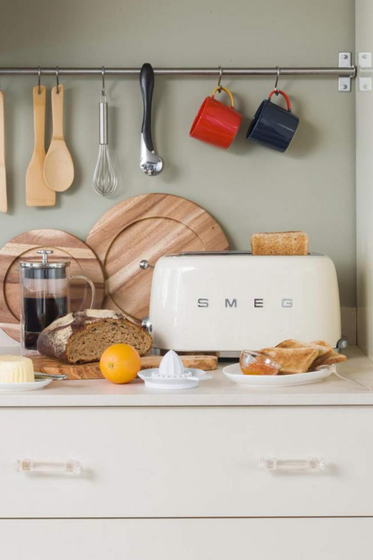 Smeg TSF02SSEU Toaster 4 Scheiben, 2 Schlitze 36mm, 6 Bräunungsstufen, 1500W, Chrom