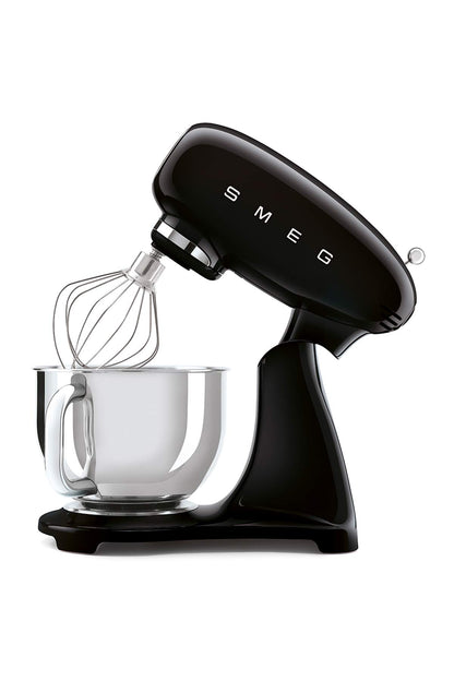 Smeg SMF03CREU Küchenmaschine 800W, Planetenrührwerk, 10 Geschwindigkeitsstufen, 4,8L Edelstahlschüssel