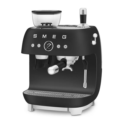 Smeg Espressomaschine EGF03WHEU mit Kaffeemühle, Thermoblock, 4 Temperaturstufen, Dampfdüse, 1L Tank