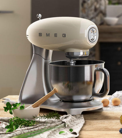 Smeg Küchenmaschine 4,8L mit Planetenrührwerk, 10 Geschwindigkeitsstufen, 800W, Edelstahlschüssel