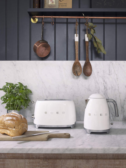 Smeg TSF01MLMEU Toaster 2 Scheiben, 6 Bräunungsstufen, Auftau-/Bagel-Funktion, 950W